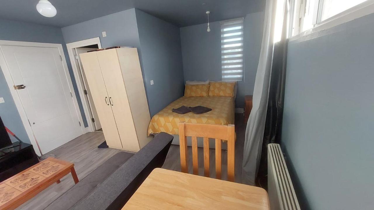 Modern Studio Maidstone - Redecorated Oct 2023 Bagian luar foto
