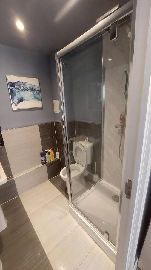 Modern Studio Maidstone - Redecorated Oct 2023 Bagian luar foto