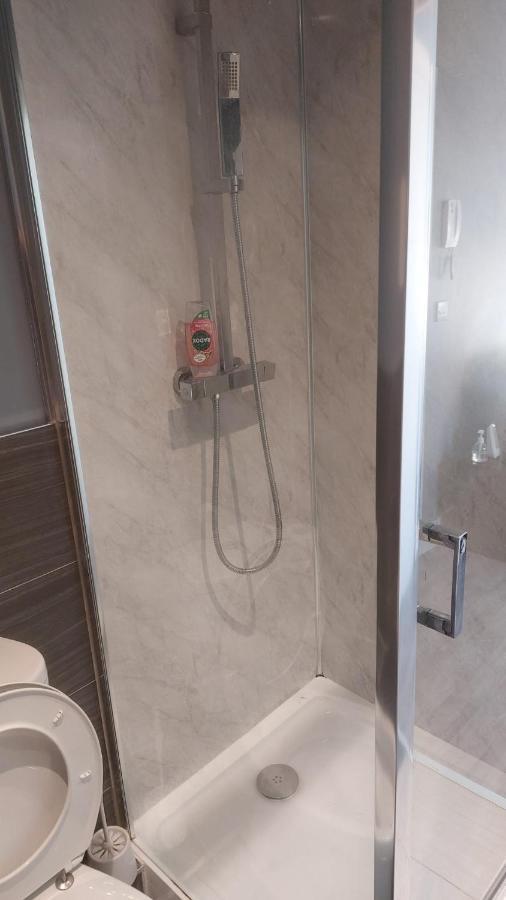 Modern Studio Maidstone - Redecorated Oct 2023 Bagian luar foto