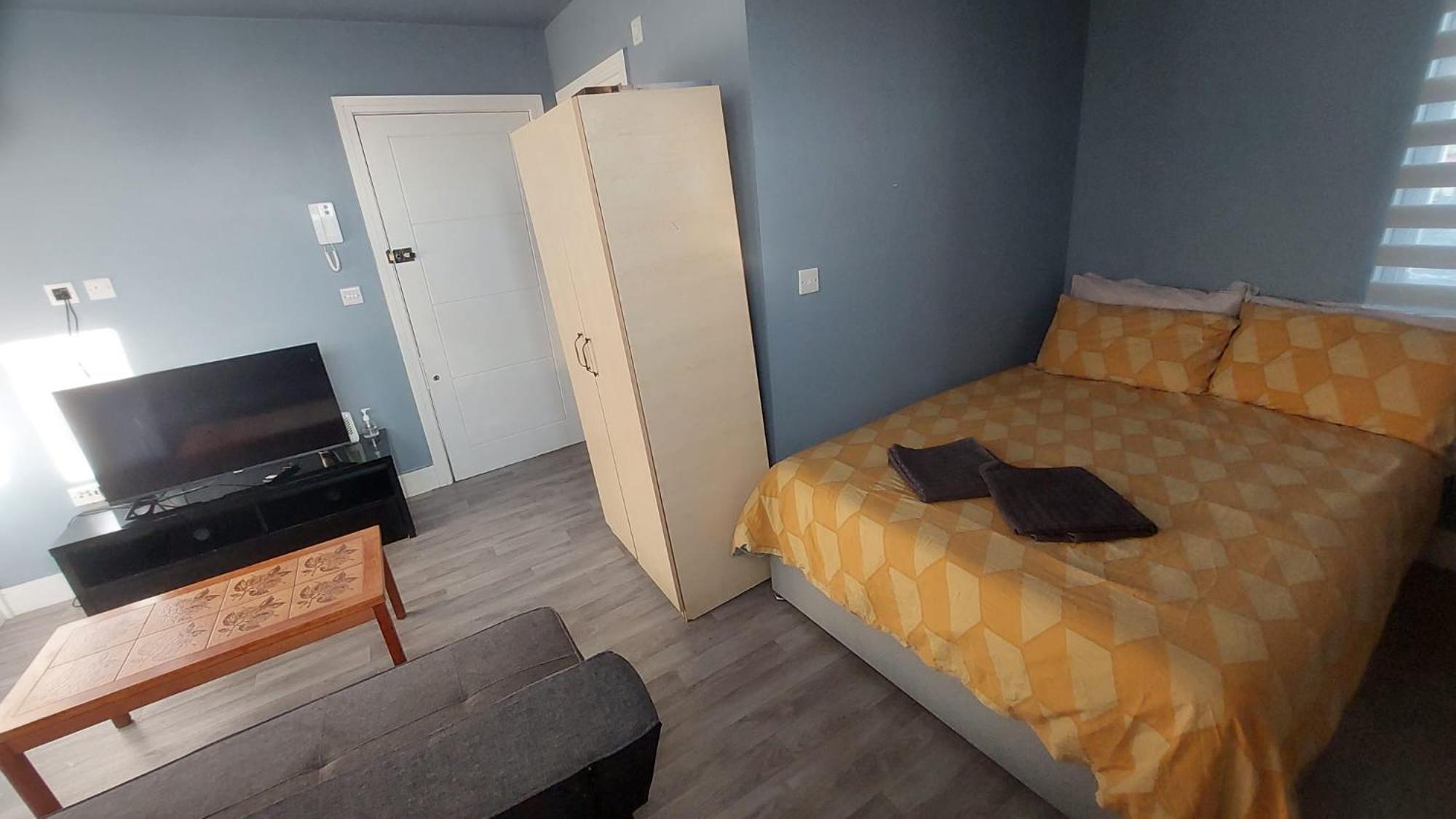 Modern Studio Maidstone - Redecorated Oct 2023 Bagian luar foto
